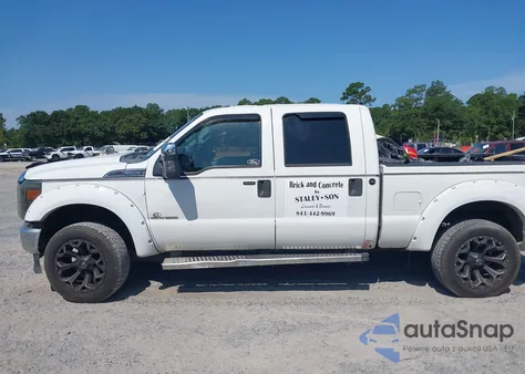 2011 Ford F-250 Xlt из США, поврежденный, VIN 1FT7W2A6XBEC33367